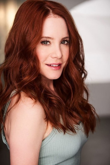 Photo of actress Amy Davidson