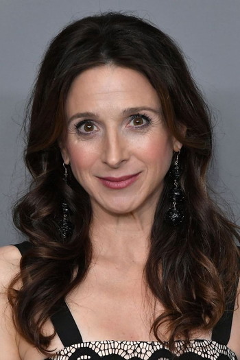 Photo of actress Marin Hinkle