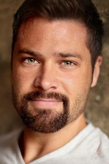 Photo of actor Brett Varvel