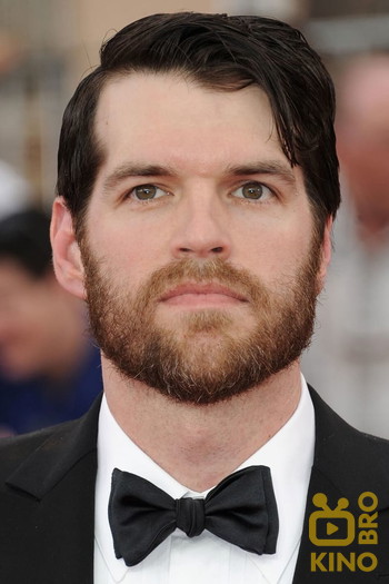 Photo of actor Timothy Simons