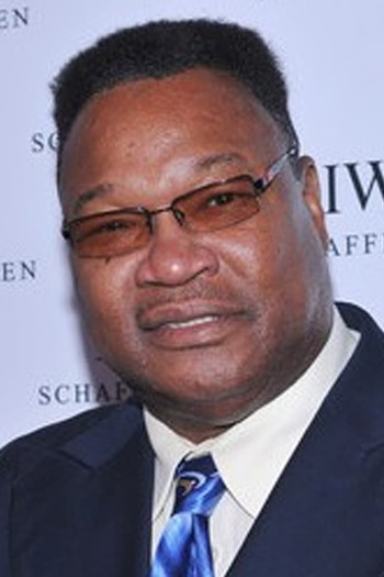 Photo of actor Larry Holmes