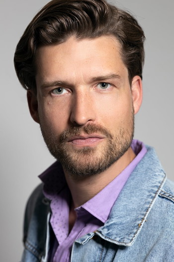 Photo of actor Fabian Schiffkorn