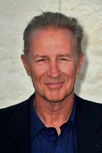 Photo of actor Geoff Pierson