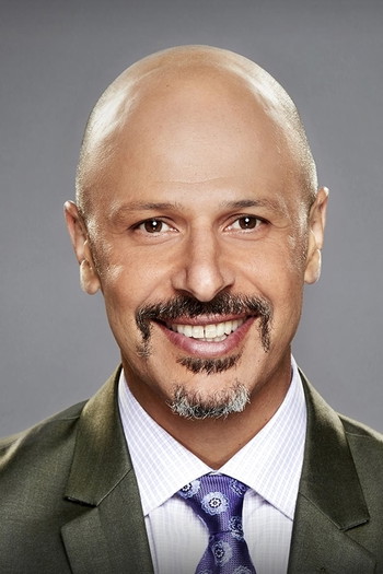 Photo of actor Maz Jobrani