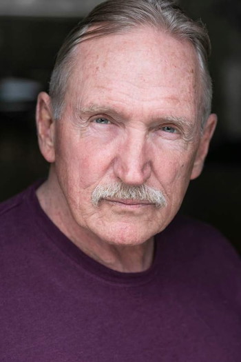 Photo of actor Bruce Phillips