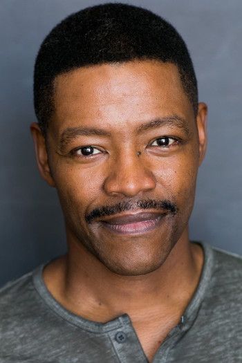 Photo of actor Garland Whitt