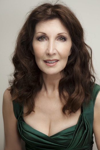 Photo of actress Joanna Gleason