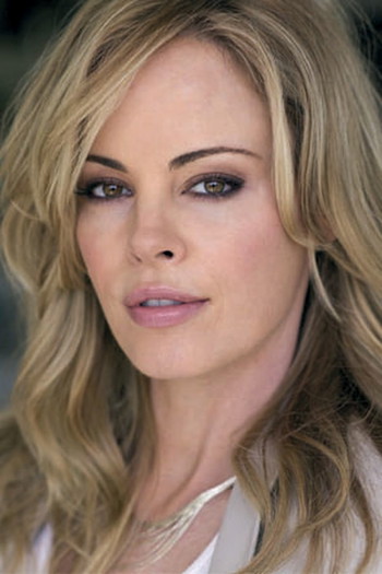 Photo of actress Chandra West