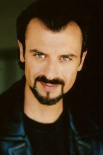 Photo of actor Juan Chioran