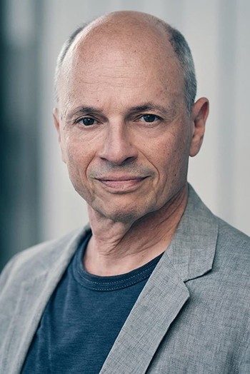 Photo of actor Kerry Shale