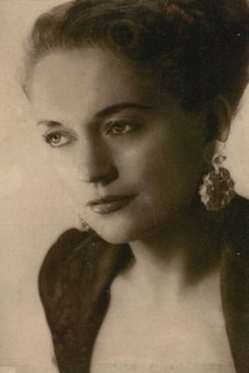 Photo of actress Lou Hancock