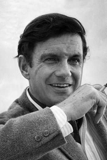 Фото актора Cliff Robertson