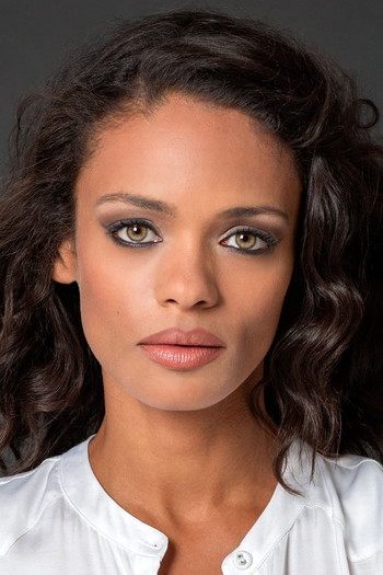 Photo of actress Kandyse McClure