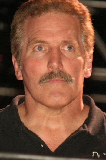 Photo of actor Dan Severn