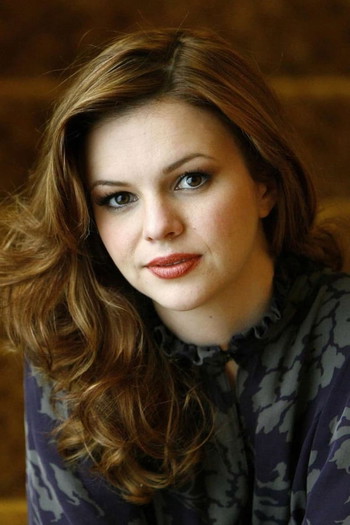 Photo of actress Amber Tamblyn