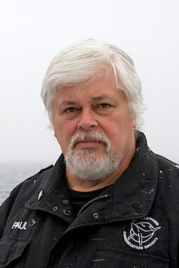 Photo of actor Paul Watson