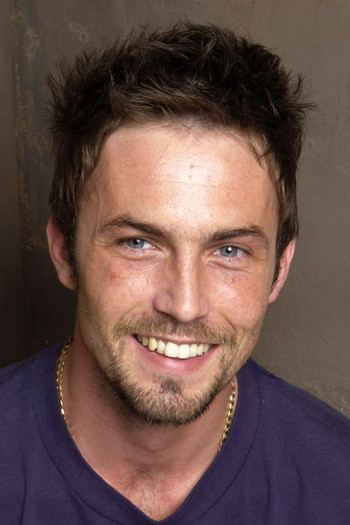 Photo of actor Desmond Harrington