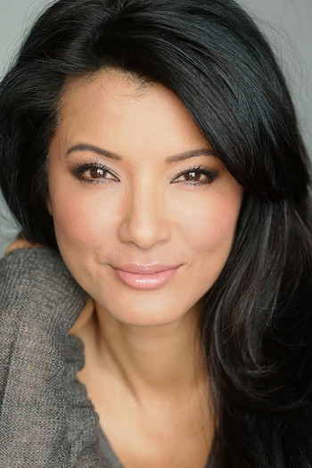 Photo of actress Kelly Hu