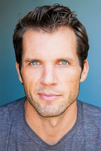 Photo of actor Mark Wiebe