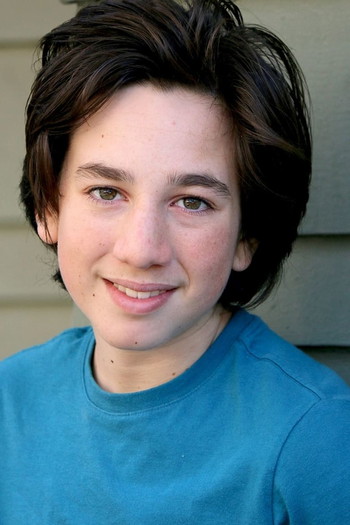 Photo of actor Paxton Kubitz