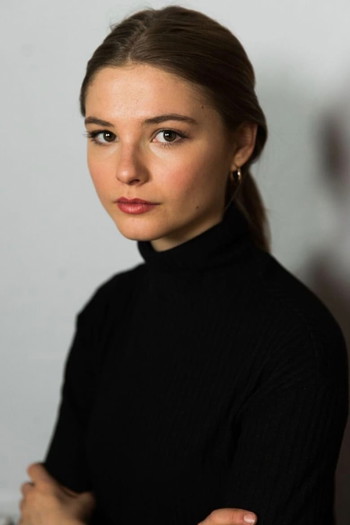 Photo of actress Stefanie Scott