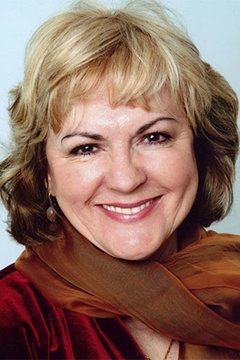 Photo of actress Gwen Taylor