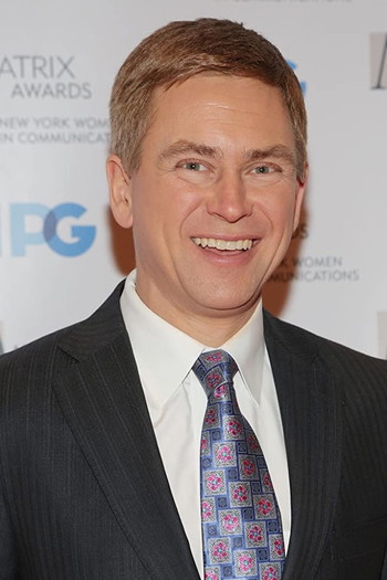 Photo of actor Pat Kiernan