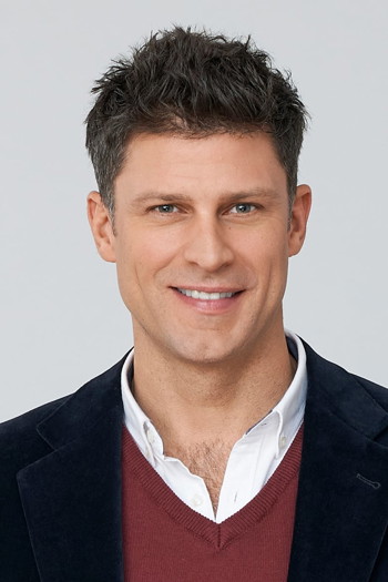 Photo of actor Greg Vaughan