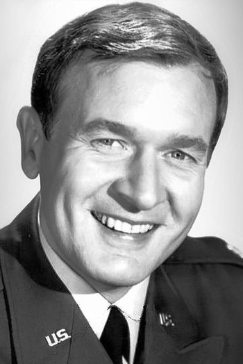 Photo of actor Bill Daily