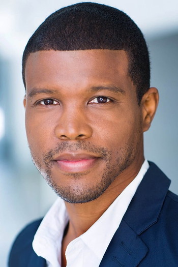 Photo of actor Sharif Atkins