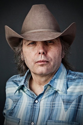 Photo of actor Dwight Yoakam