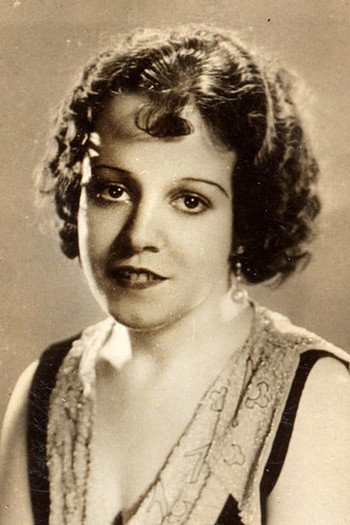 Photo of actress Daisy Hilton