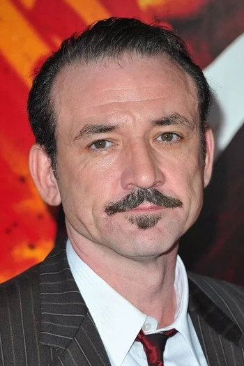 Photo of actor Ritchie Coster