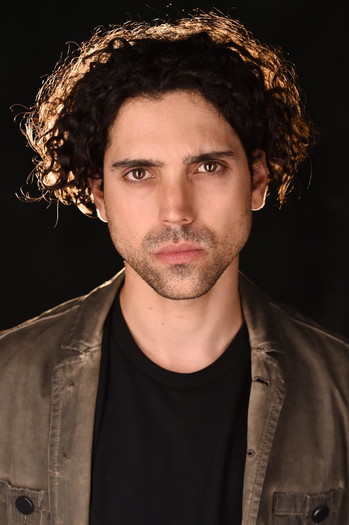 Photo of actor Edgar Morais