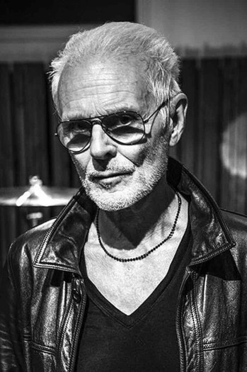 Photo of actor Michael Des Barres