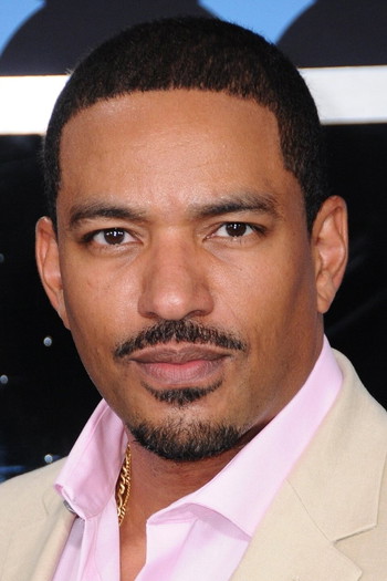 Photo of actor Laz Alonso