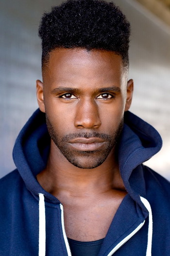 Photo of actor Sean Samuels