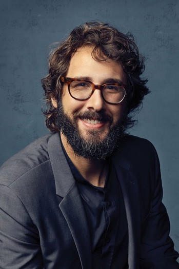 Photo of actor Josh Groban