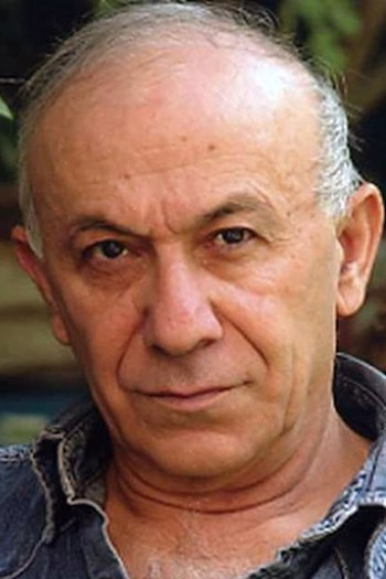 Photo of actor Ezra Dagan