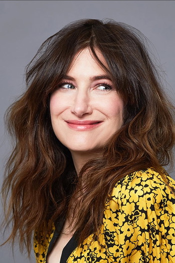 Photo of actress Kathryn Hahn