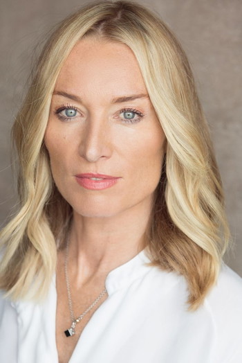 Photo of actress Victoria Smurfit