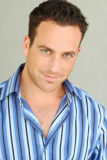 Photo of actor Ray Galletti