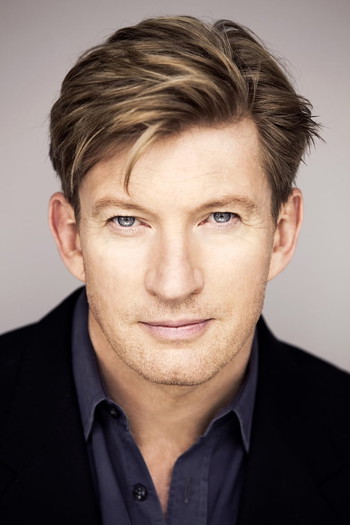 Photo of actor David Wenham