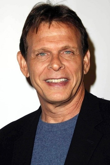 Photo of actor Marc Singer