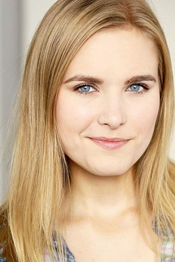 Photo of actor Olivia Hultgren