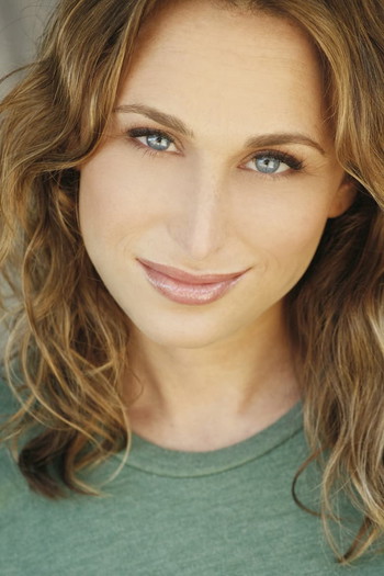 Photo of actress Tara Sands