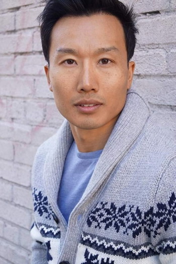 Photo of actor Holden Wong