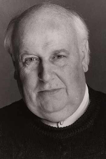 Photo of actor Roger Hammond