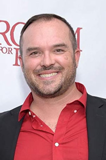 Photo of actor Casey Nicholas Price