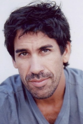 Photo of actor Robert Montano